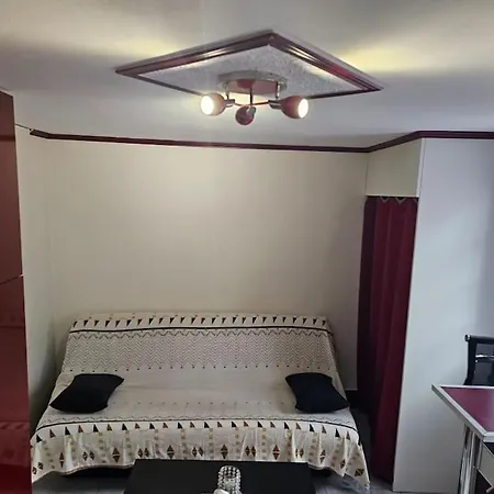 Petit Duplex Centre Апартаменты *