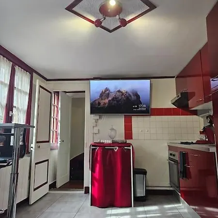 Petit Duplex Centre Daire *